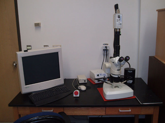 Leica Stereo Microscope Decommissioned